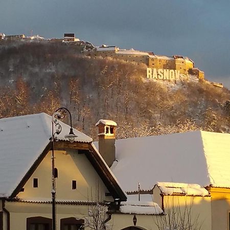 Casa Bergwald Appartement Rîşnov Buitenkant foto