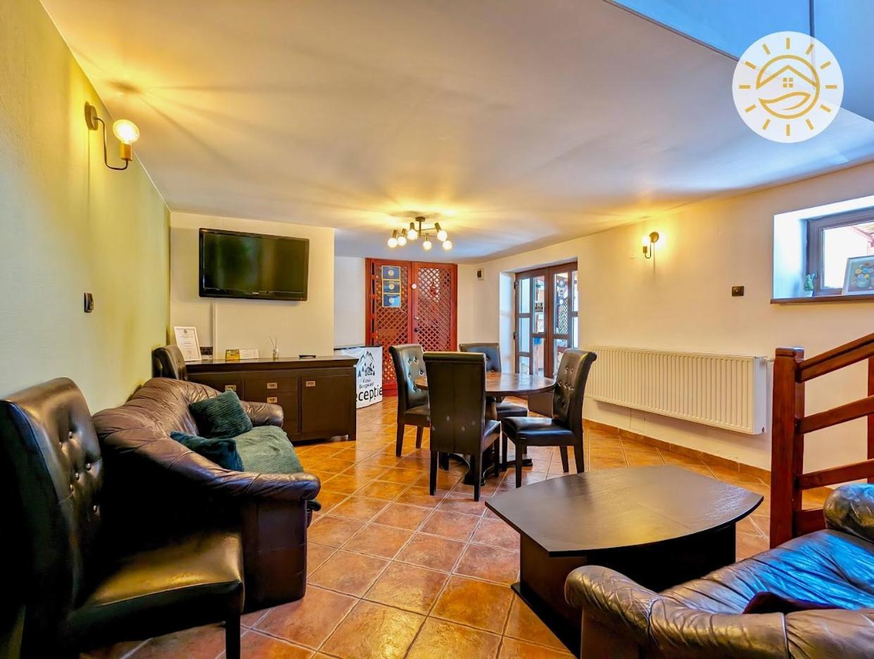 Casa Bergwald Appartement Rîşnov Buitenkant foto