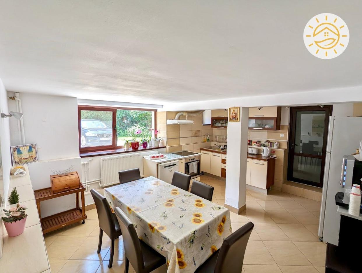 Casa Bergwald Appartement Rîşnov Buitenkant foto