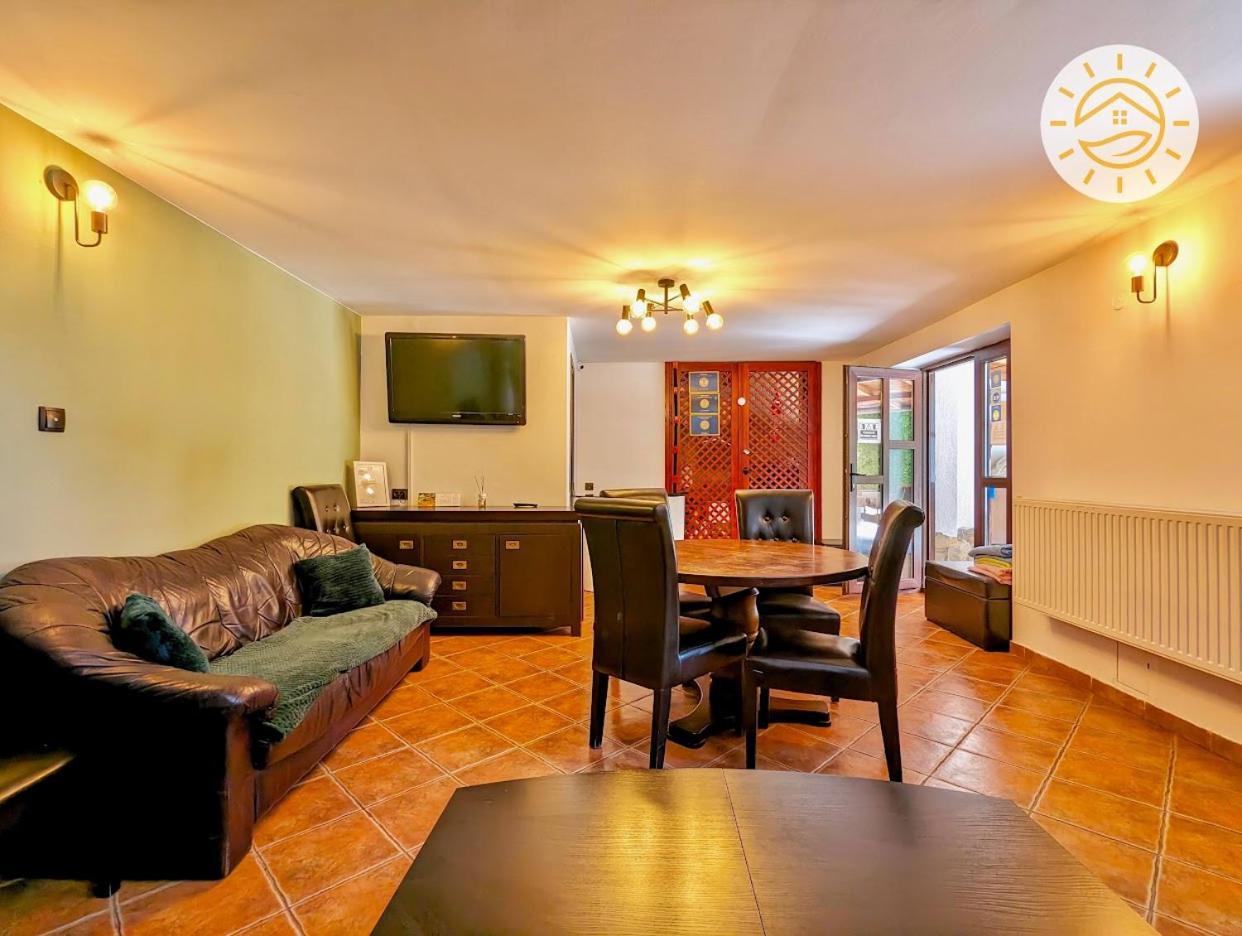 Casa Bergwald Appartement Rîşnov Buitenkant foto