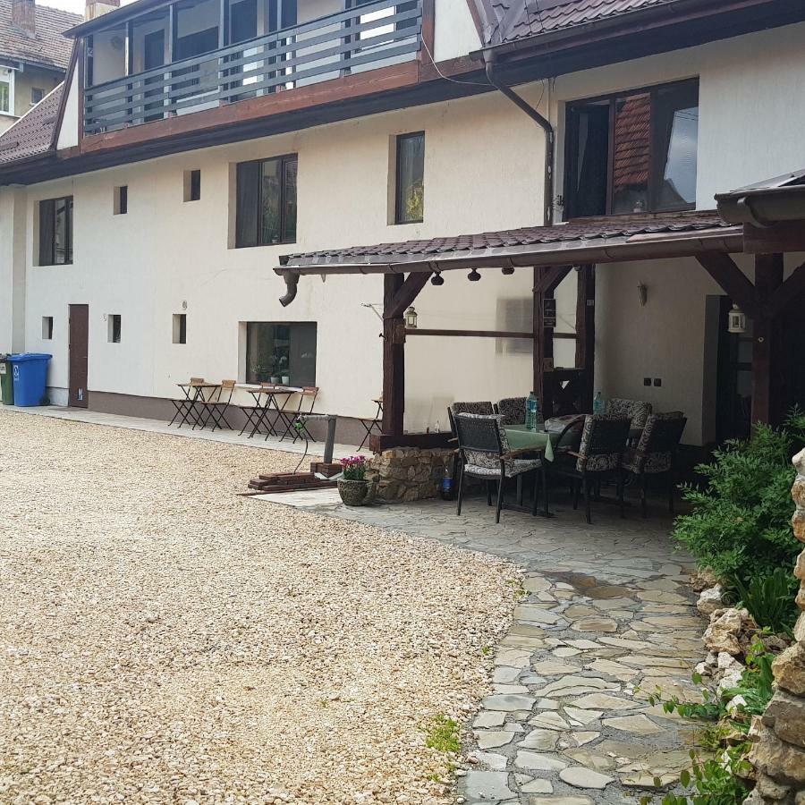 Casa Bergwald Appartement Rîşnov Buitenkant foto